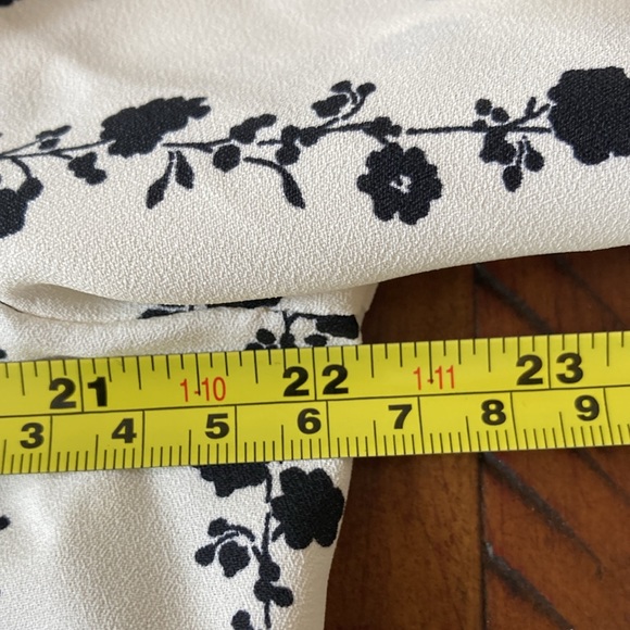 Women’s Ann Taylor Floral Blouse Top Popover Shirt New Large NWT - Picture 7 of 9